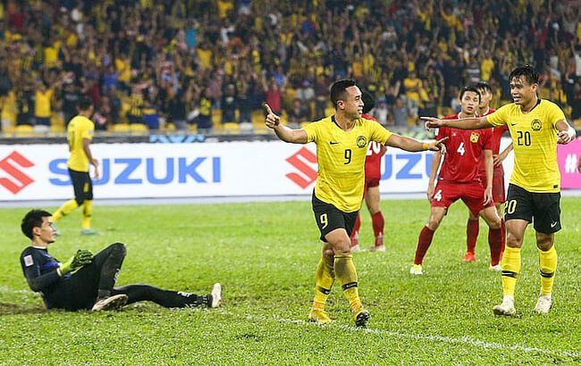 Malaysia lại chơi bài nhập tịch, gọi thêm 12 cầu thủ quyết “nuốt chửng” Việt Nam