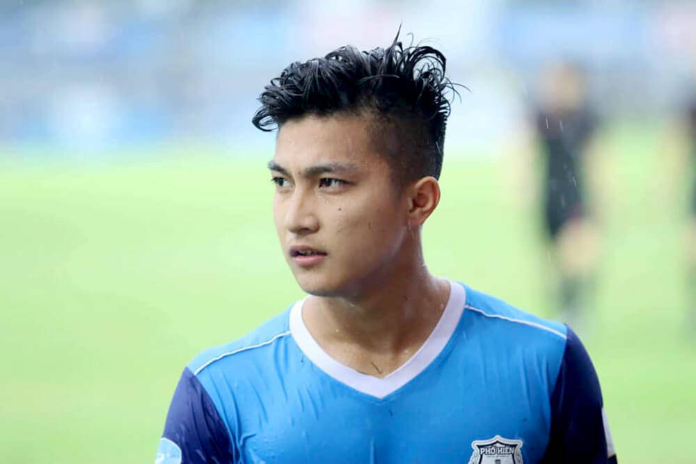 Vừa đặt chân đến đất Hải Phòng, tài năng Martin Lò đã gặp ngay đại hạn