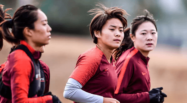 Bóng đá Thái Lan chao đảo vì 3 cô gái đến từ Vũ Hán-TQ, nơi khởi nguồn đại dịch Corona