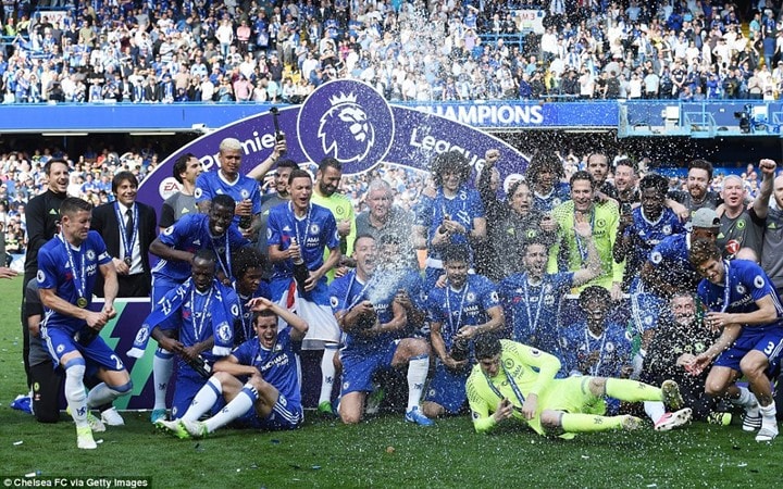 Dấu ấn Chelsea: Cuộc cách mạng 3 hậu vệ đầu tiên tại Premier League