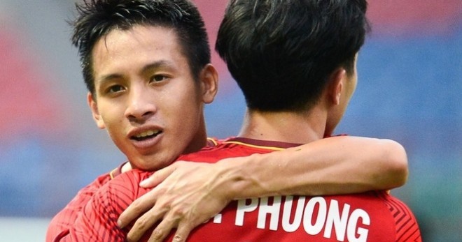 Lương QBV 2019 kém xa mức thu nhập ‘cực khủng’ của Công Phượng