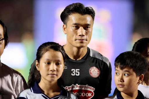 Thanh Thắng chấn thương, đặt hết niềm tin vào Bùi Tiến Dũng