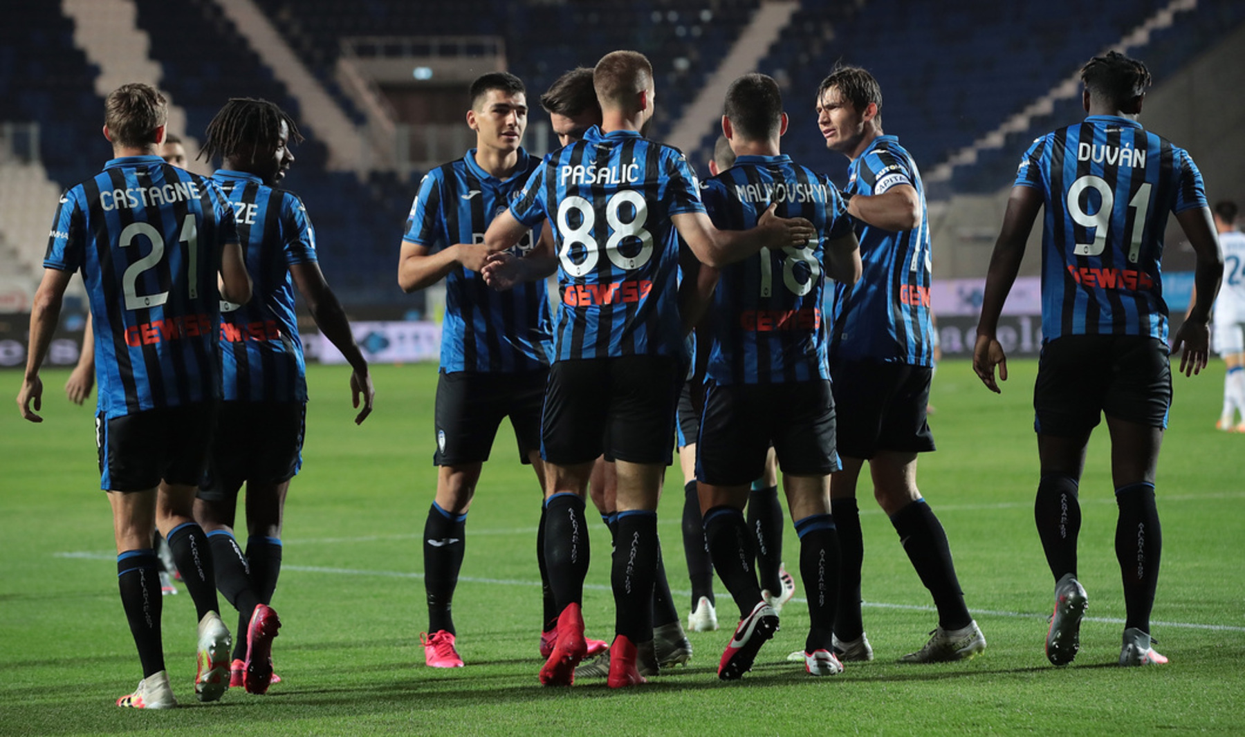 Atalanta sẽ tiếp tục hành trình đầy mộng mơ của mình tại UEFA Champions League 2019/20. soi-keo-atalanta-vs-paris-sg-vao-2h-ngay-13-8-2020-2