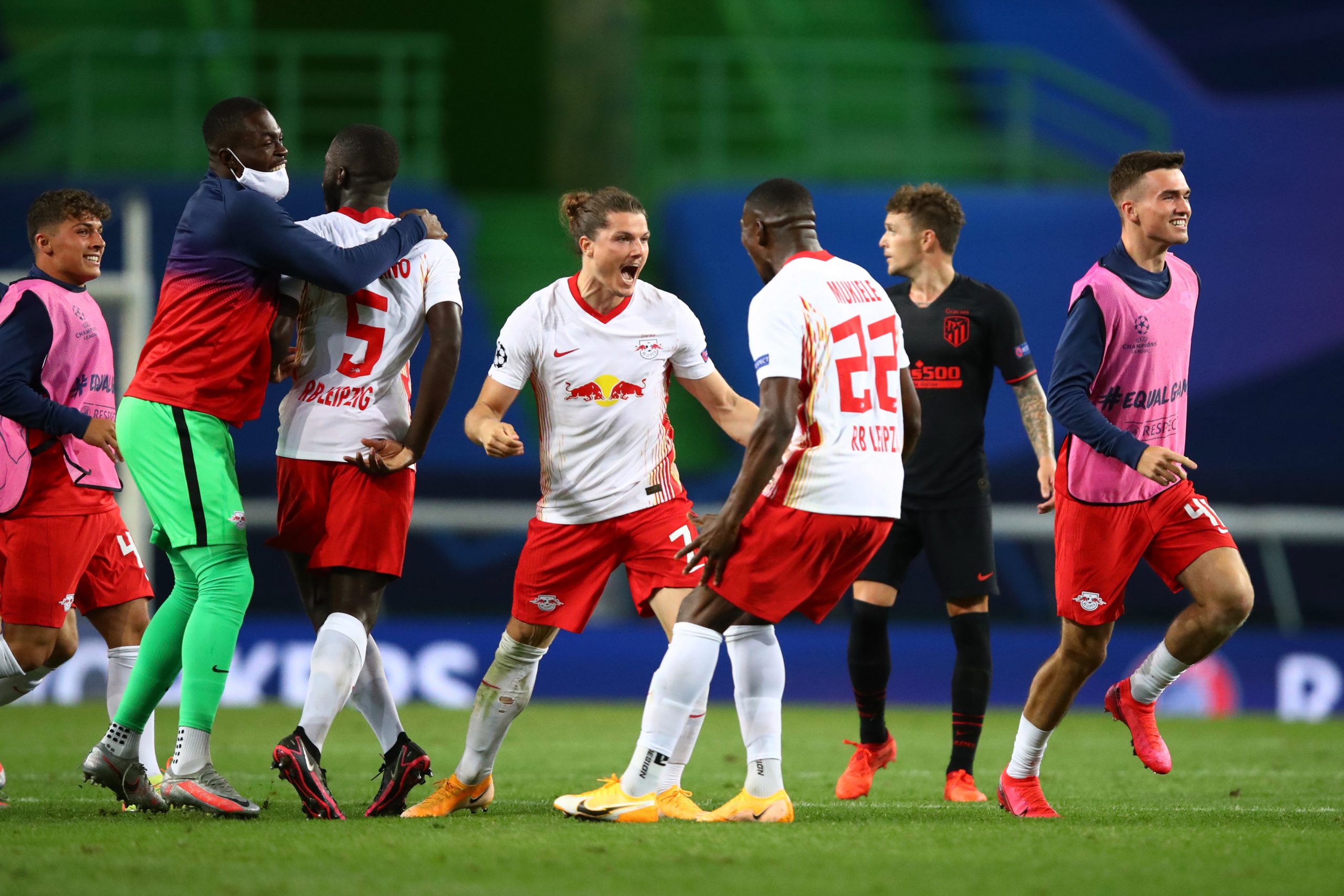 RB Leipzig hoàn toàn có thể tận dụng sơ hở nơi hàng phòng ngự của PSG. soi-keo-rb-leipzig-vs-psg-vao-2h-ngay-19-8-2020-2