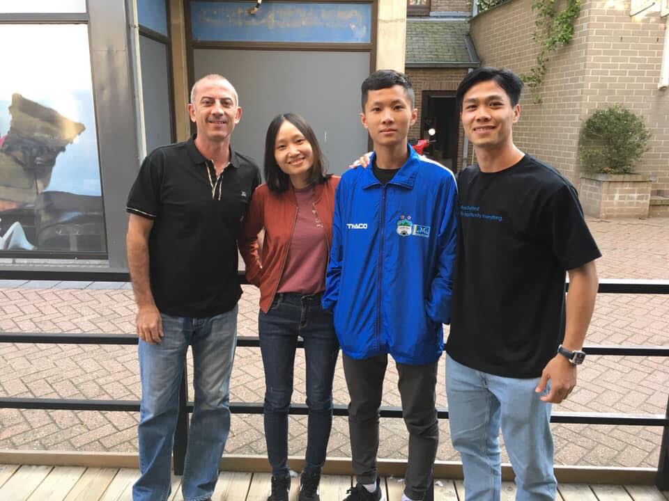 “Hồi mới nổi tiếng, mỗi tháng anh Phượng chu cấp cho mẹ em 5 triệu’