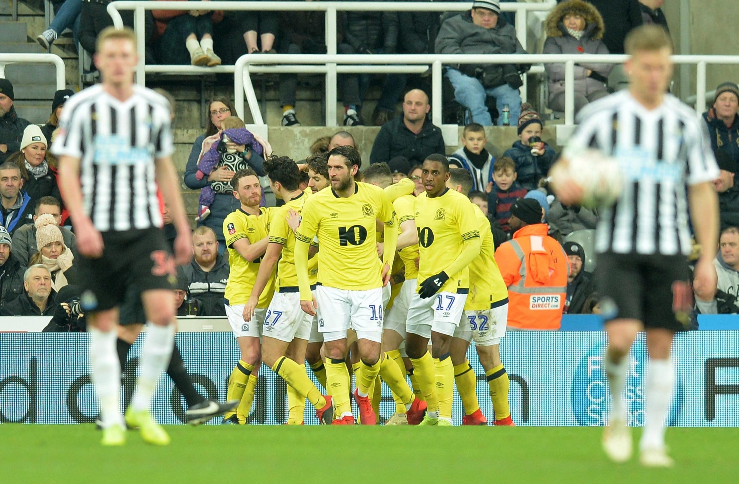 Newcastle United và Blackburn Rovers là những cái tên gạo cội ở bóng đá Anh soi-keo-newcastle-vs-blackburn-vao-1h30-ngay-16-9-2020-2