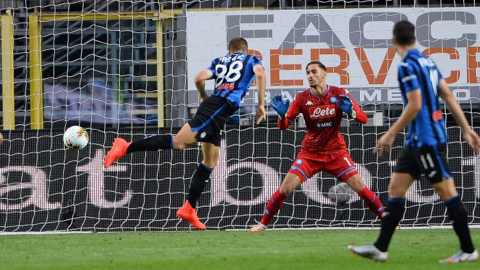 Soi kèo Atalanta vs Ajax vào 3h ngày 28/10/2020