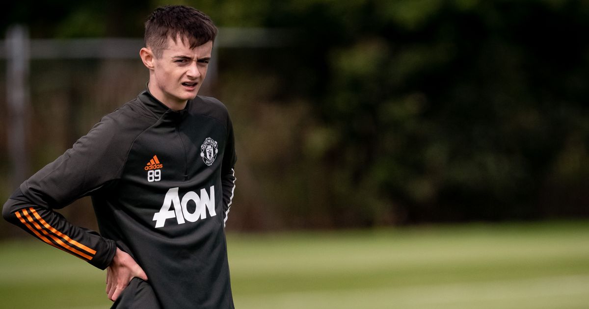 M.U chuẩn bị công bố hợp đồng với tân tiền đạo Joe Hugill