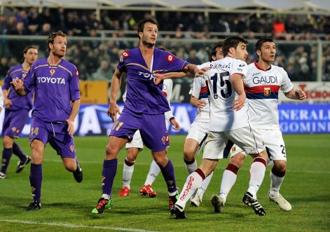 Soi kèo Fiorentina vs Genoa vào 2h45 ngày 8/12/2020