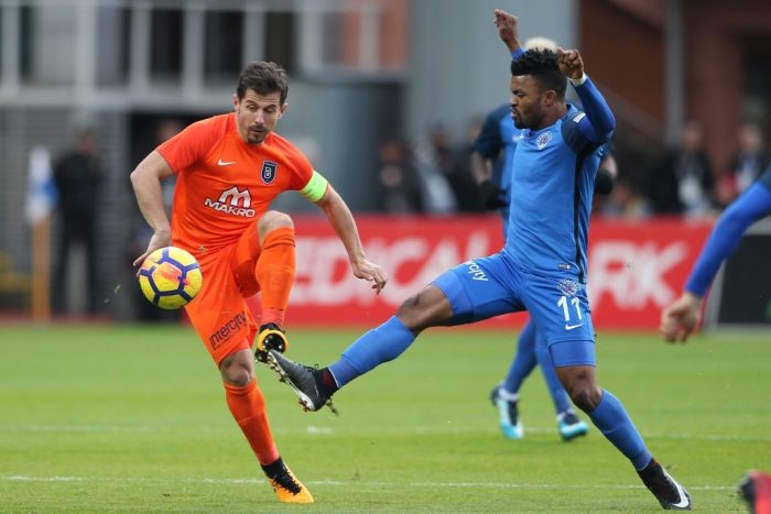 Soi kèo Istanbul Basaksehir vs Kasimpasa vào 23h ngày 27/12/2020