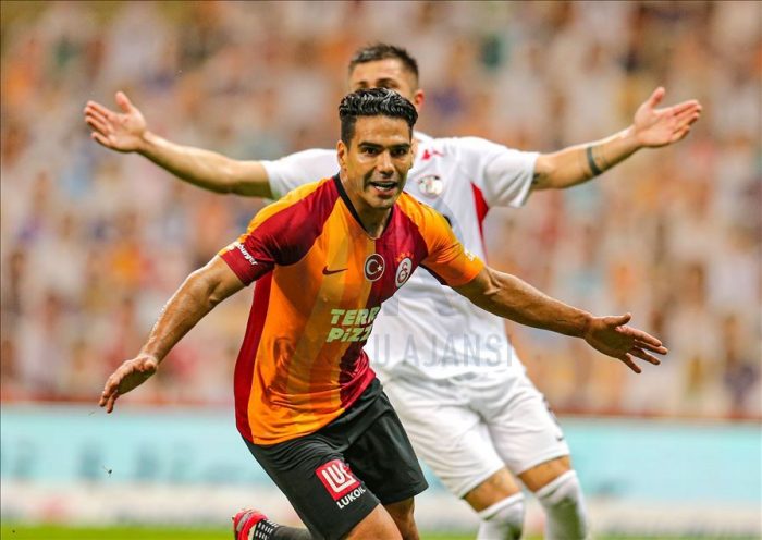 Soi kèo Gaziantep vs Galatasaray vào 23h ngày 29/1/2021