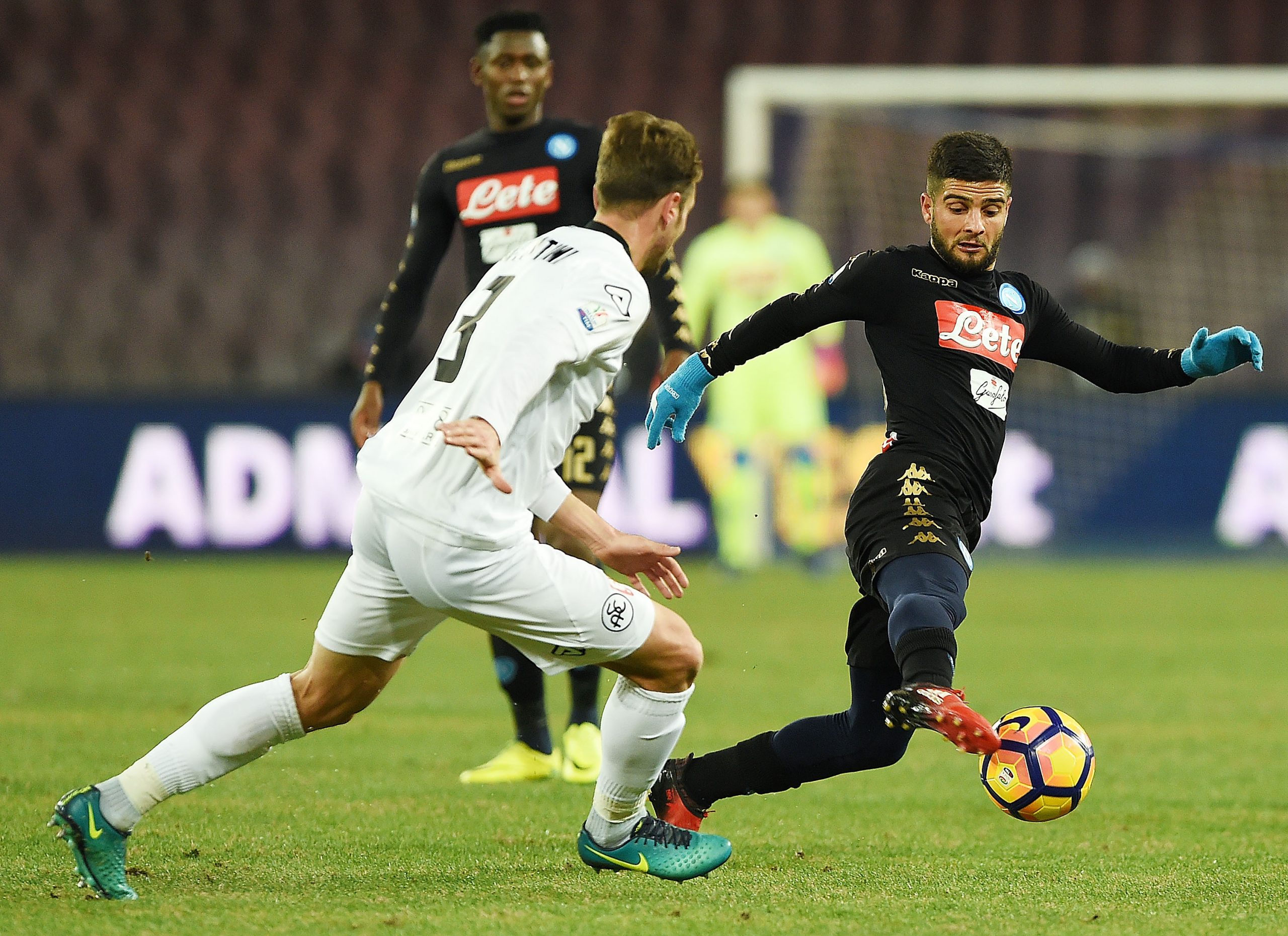 soi-keo-napoli-vs-spezia-vao-3h-ngay-29-1-2021-2