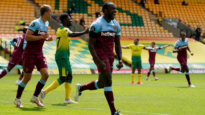 Soi kèo Stockport vs West Ham vào 3h ngày 12/1/2021