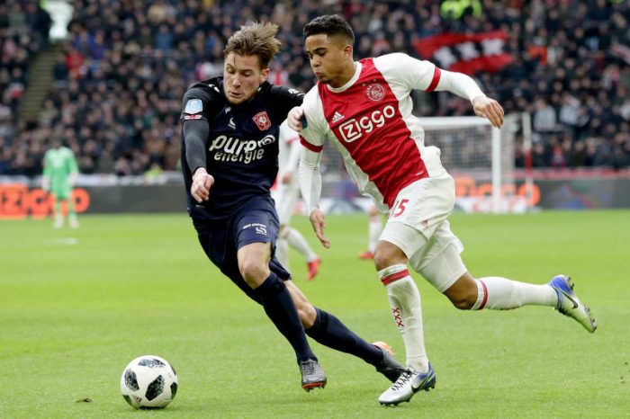 Soi kèo Twente vs Ajax vào 2h ngày 15/1/2021