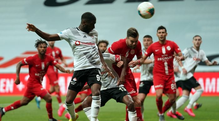 Soi kèo Antalyaspor vs Besiktas vào 23h ngày 3/2/2021
