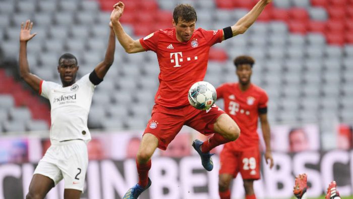 Soi kèo Eintracht Frankfurt vs Bayern Munich vào 21h30 ngày 20/2/2021