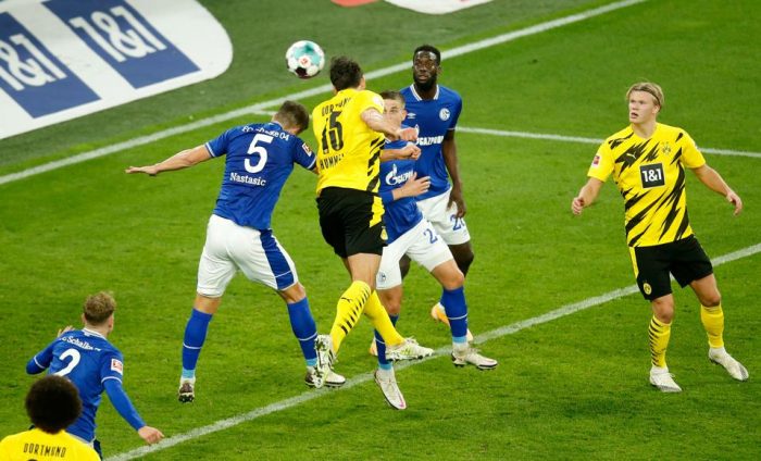 Soi kèo Schalke vs Borussia Dortmund vào 0h30 ngày 21/2/2021