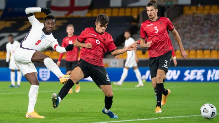 Soi kèo Albania vs Anh vào 23h ngày 28/3/2021