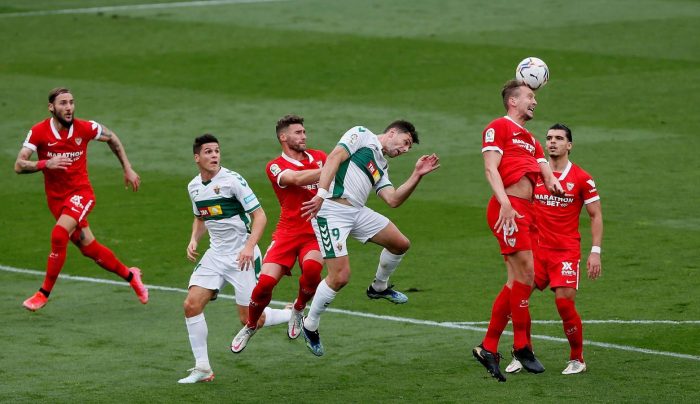 Soi kèo Sevilla vs Elche vào 1h ngày 18/3/2021