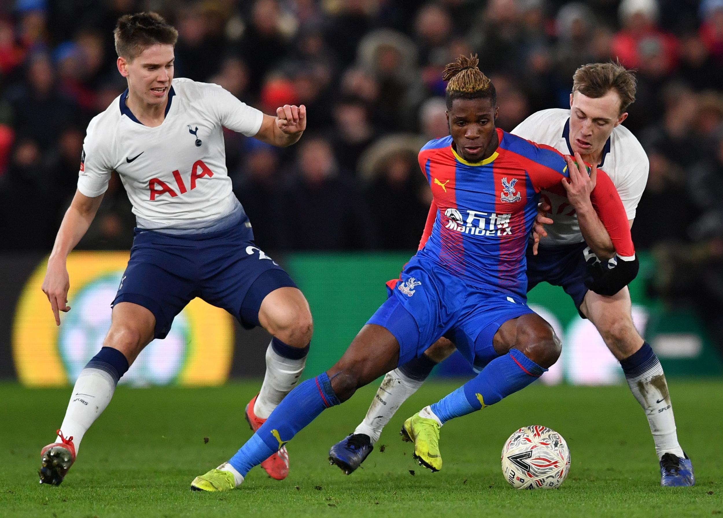 Crystal Palace sẽ rất khó khăn để có thể giành được dù chỉ 1 điểm trước các cầu thủ Tottenham. soi-keo-tottenham-vs-crystal-palace-vao-2h15-ngay-8-3-2021-2