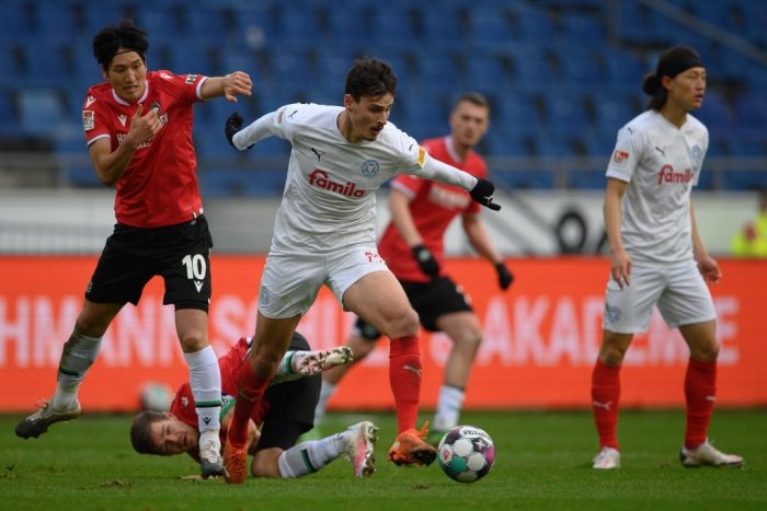 Soi kèo Kiel vs Hannover vào 23h30 ngày 14/4/2021