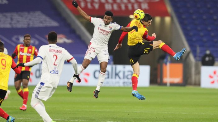 Soi kèo Lens vs Lyon vào 2h ngày 4/4/2021