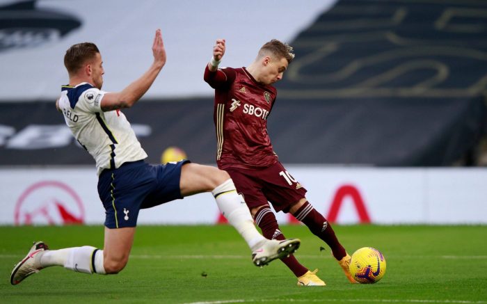 Soi kèo Leeds United vs Tottenham vào 18h30 ngày 8/5/2021