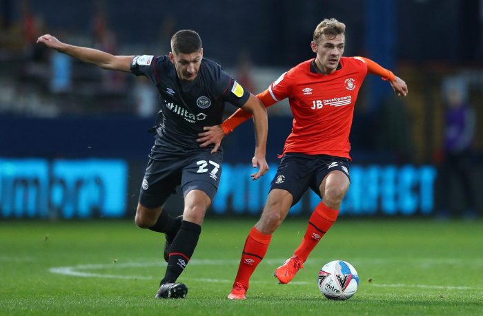 Soi kèo Luton vs Rotherham vào 1h ngày 5/5/2021