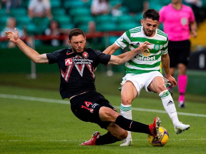 Soi kèo FC Midtjylland vs Celtic vào 0h45 ngày 29/7/2021