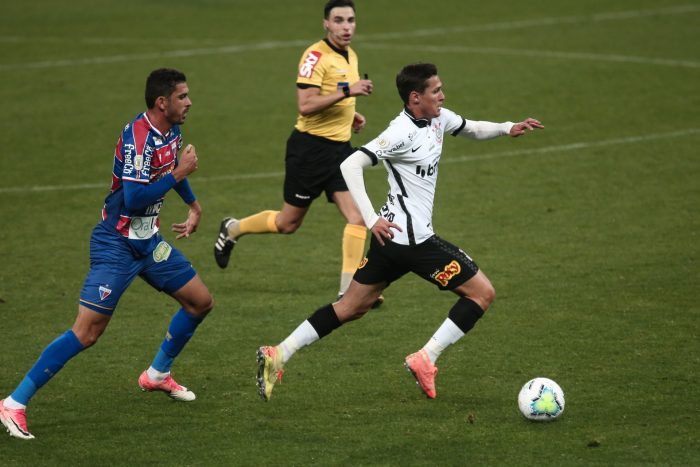 Soi kèo Fortaleza vs Corinthians vào 6h30 ngày 12/7/2021