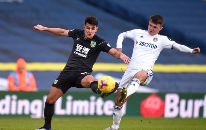 Soi kèo Burnley vs Leeds United vào 20h ngày 29/8/2021