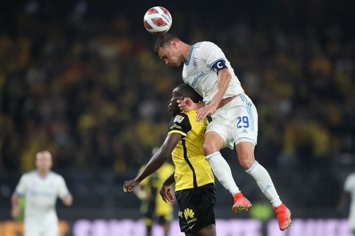 Soi kèo Olympiakos vs Slovan Bratislava vào 2h ngày 20/8/2021