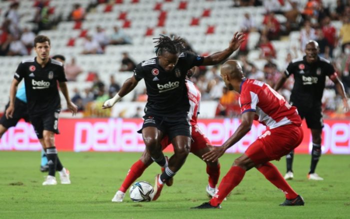 Soi kèo Altay Spor Kulubu vs Besiktas JK vào 0h ngày 25/9/2021