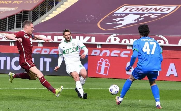 Soi kèo Sassuolo vs Torino vào 1h45 ngày 18/9/2021