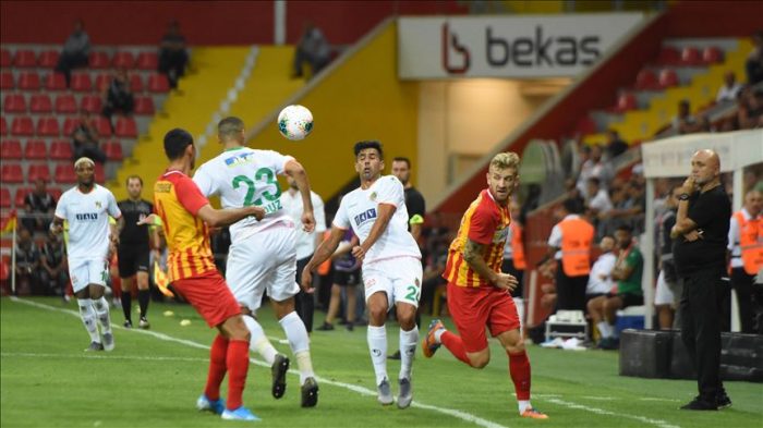 Soi kèo Alanyaspor vs Kayserispor vào 0h ngày 19/10/2021