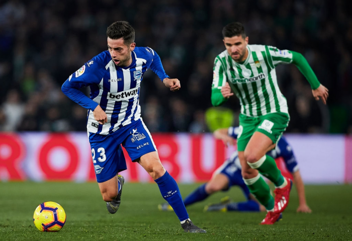 Soi kèo Deportivo Alaves vs Real Betis Balompie vào 0h ngày 19/10/2021