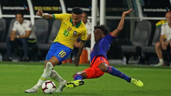 Soi kèo Brazil vs Colombia vào 7h30 ngày 12/11/2021