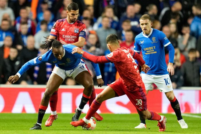 Soi kèo Olympique Lyon vs Glasgow Rangers vào 0h45 ngày 10/12/2021