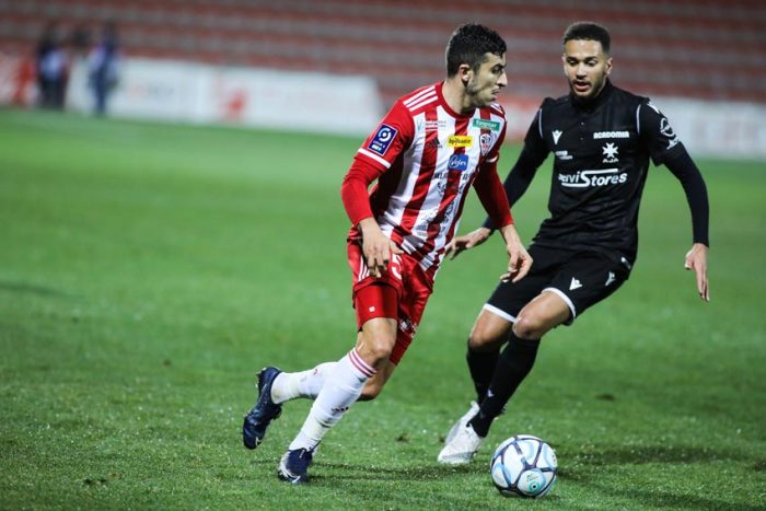 Soi kèo AC Ajaccio vs AJ Auxerre vào 1h ngày 29/1/2022