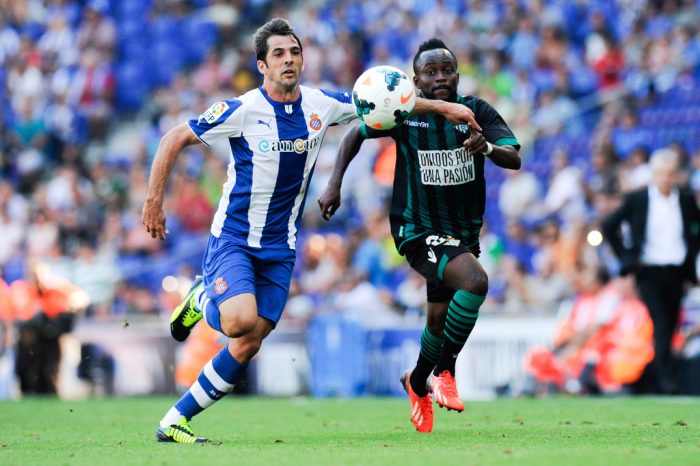 Soi kèo Espanyol vs Real Betis vào 3h ngày 22/1/2022