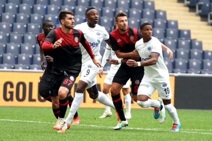 Soi kèo Gaziantep FK vs Fatih Karagumruk vào 17h30 ngày 8/1/2022