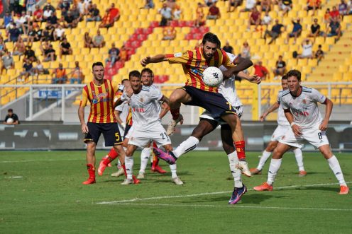 Soi kèo Alessandria vs Lecce vào 0h30 ngày 17/2/2022