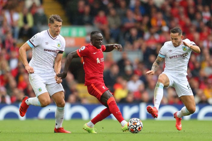 Soi kèo Burnley vs Liverpool vào 21h ngày 13/2/2022