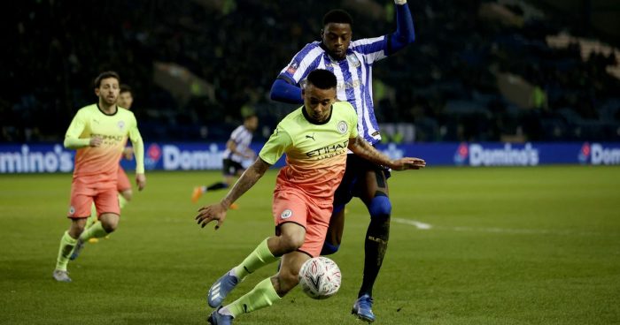 Soi kèo Peterborough United vs Manchester City vào 2h15 ngày 2/3/2022