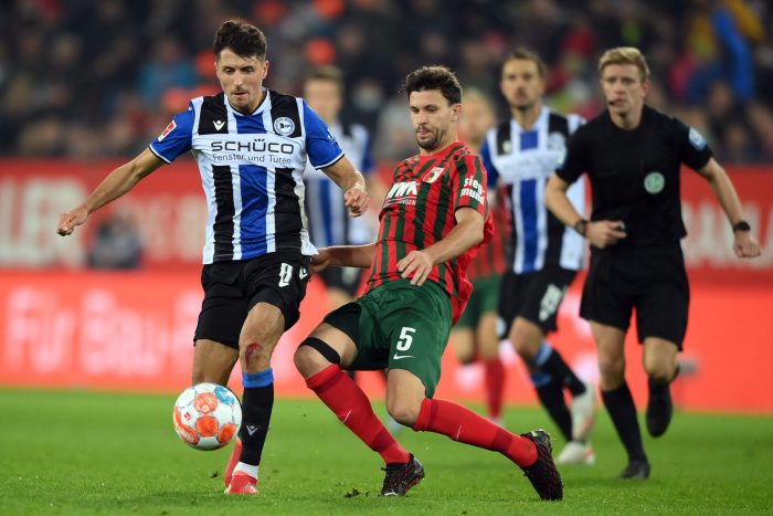 Soi kèo Arminia Bielefeld vs FC Augsburg vào 2h30 ngày 5/2/2022