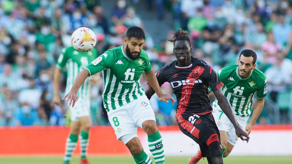 Rayo Vallecano sẽ rất khó để có thể tạo nên bất ngờ trên sân của Real Betis. soi-keo-real-betis-vs-rayo-vallecano-vao-3h-ngay-4-3-2022-2