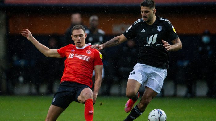 Soi kèo Fulham vs Luton Town vào 23h15 ngày 2/5/2022