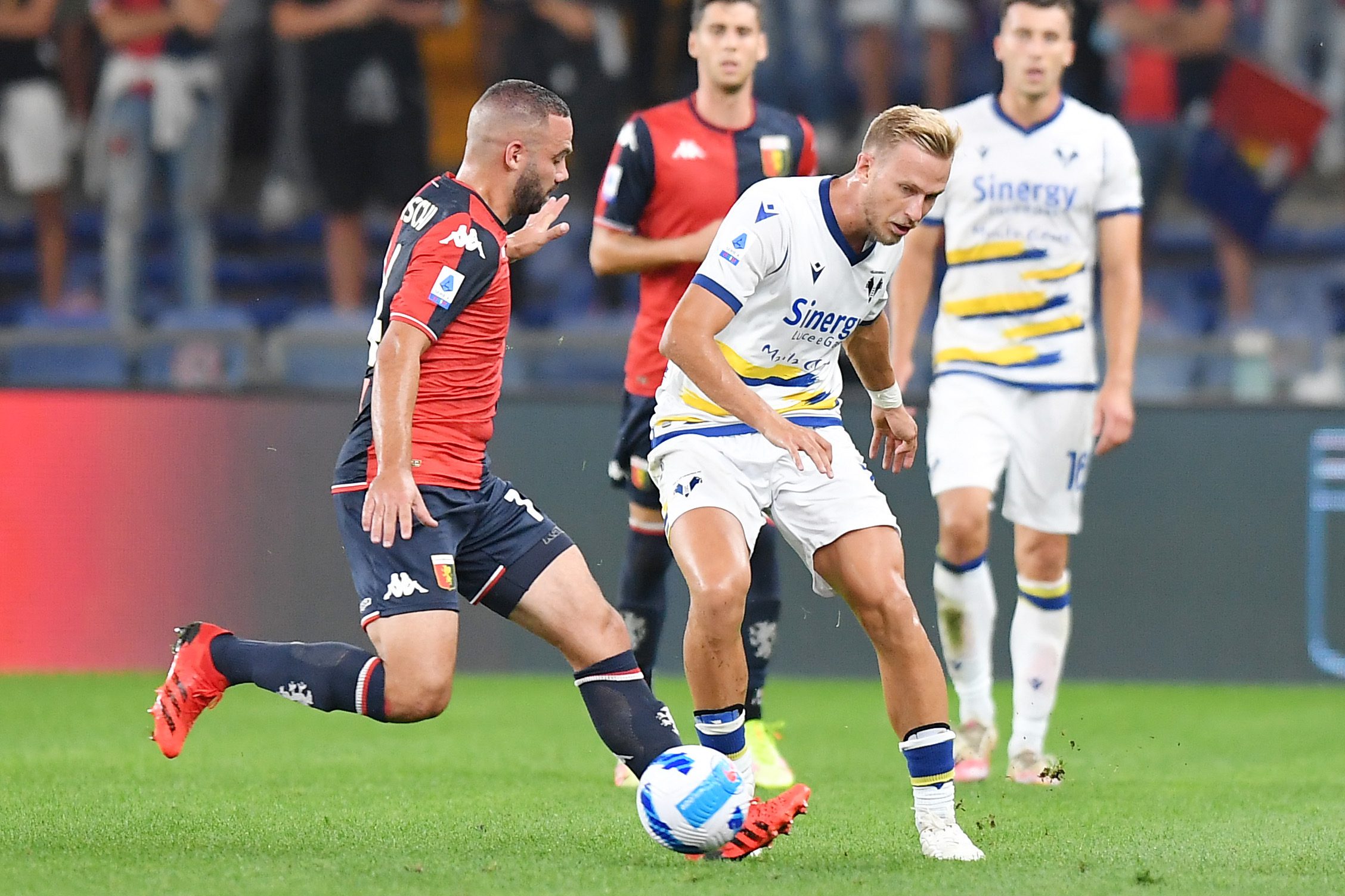 soi-keo-hellas-verona-vs-genoa-vao-23h30-ngay-4-4-2022-1