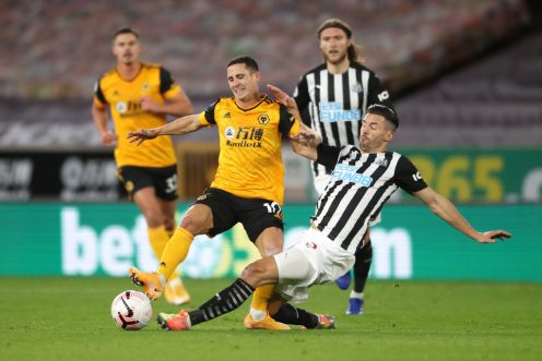 Soi kèo Newcastle United vs Wolverhampton vào 2h ngày 9/4/2022