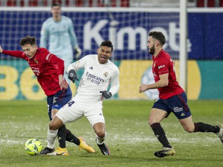 Soi kèo Osasuna vs Real Madrid vào 2h30 ngày 21/4/2022